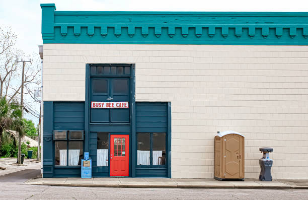 Best Emergency porta potty rental  in Newberg, OR